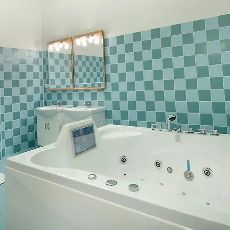 酒店 Grand Třebíč