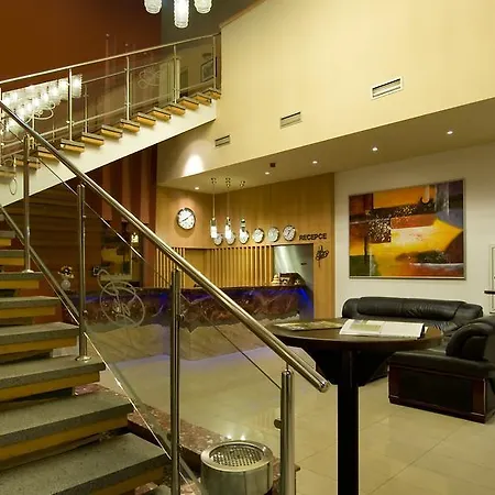 Hotel Grand
